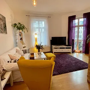 «breakfast At Tiffany's» Apartment Leipzig