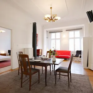 Elegante Altbauwohnung Apartment Berlin